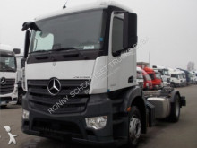 Mercedes chassis truck