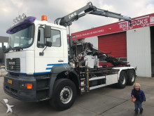 MAN container truck