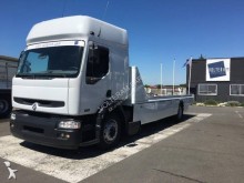 ciężarówka pomoc drogowa-laweta Renault