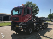 MAN container truck