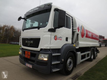 camion cisterna prodotti chimici usato