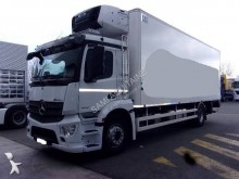 Mercedes mono temperature refrigerated truck