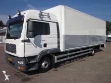 MAN box truck