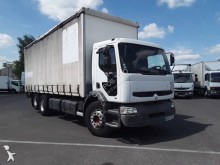 Renault tautliner truck
