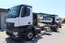 camion châssis Mercedes