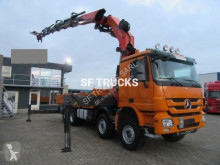 used standard flatbed truck
