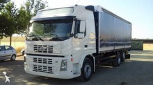 Volvo tarp truck