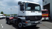 Gancho portacontenedor Mercedes
