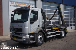 camion porte containers Volvo