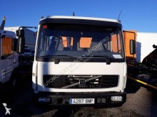 Volvo skip truck