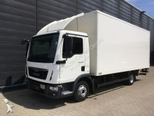 MAN box truck