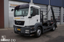 MAN container truck