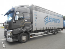 Renault tautliner truck