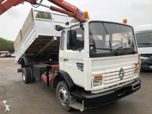 camión volquete Renault