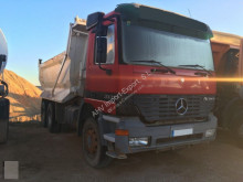 camión volquete Mercedes