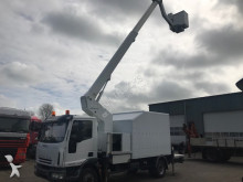 vrachtwagen hoogwerker Iveco
