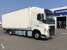 camion furgon Volvo