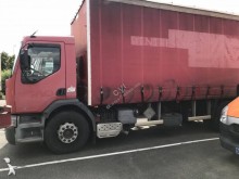 Renault tautliner truck