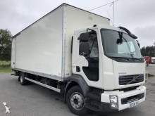 camion furgon Volvo