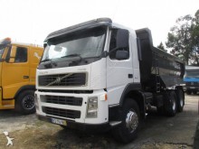 camión volquete Volvo