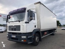camion furgon MAN