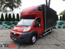 Peugeot truck