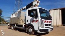 camión plataforma elevadora telescópica Renault