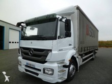 Mercedes tautliner truck