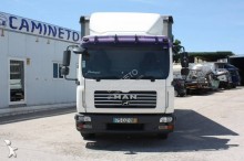 camião MAN TGL 12.210