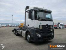 Mercedes chassis truck