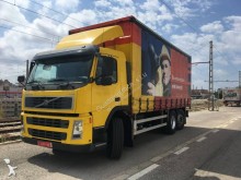 camión lona corredera (tautliner) Volvo