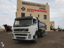 camion benne Volvo