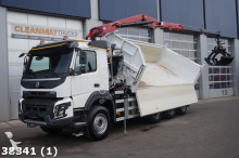 camión volquete trilateral Volvo