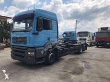 vrachtwagen chassis MAN