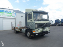 camion porte voitures Volvo