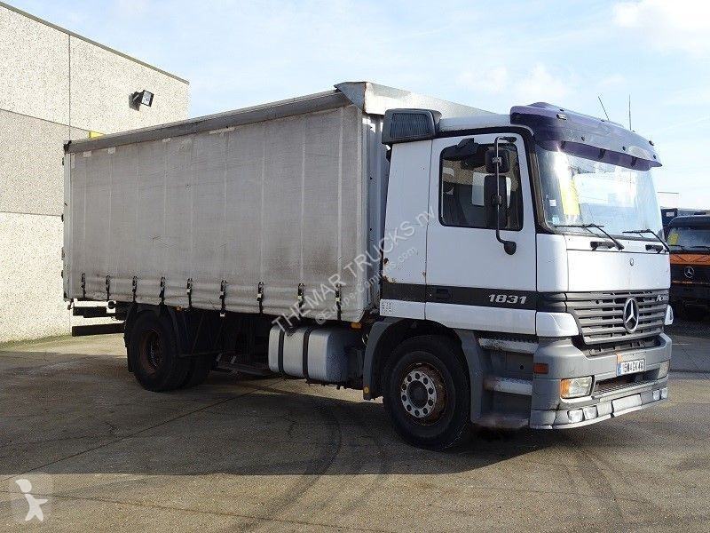 Voir les photos Camion Mercedes