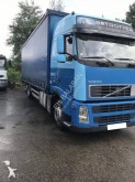 Volvo tautliner truck