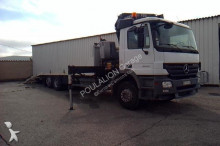 грузовик Mercedes 2532