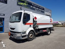 camion citerne hydrocarbures Renault
