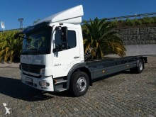 camião Mercedes Atego 1524
