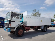 camión volquete para cereal Renault