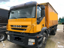 camión volquete Iveco