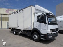 camión Mercedes Atego 1218