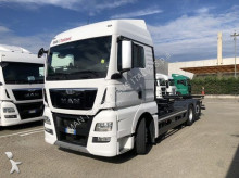 MAN container truck