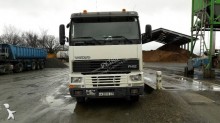 camión volquete Volvo