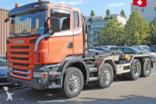 Scania skip truck