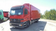camión furgón Mercedes