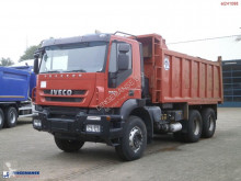camión volquete Iveco
