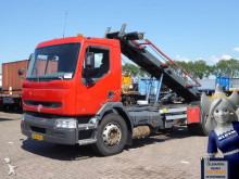 vrachtwagen Renault Premium 240