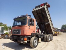 MAN 26.322 truck